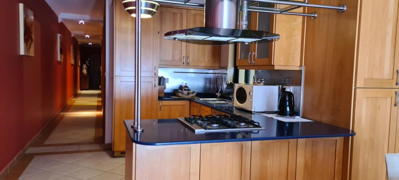 Mellieha Bay 3 Bedroom Apartment " Bliss On The Bay " エクステリア 写真